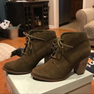 Jessica Simpson Heeled Lace-up Bootie, Size 10